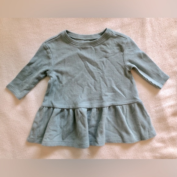 SOLD 3-6 Month Baby Clothes Bundle - Picture 4 of 9